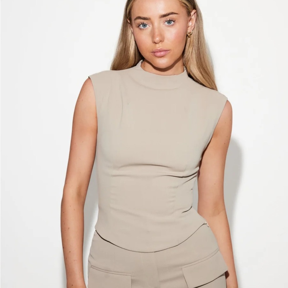 Odd Muse Sleeveless Top Taupe XS